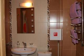 Гостиница Верхний Миз Можайск Двое взрослых и ребенок до 12 лет-4